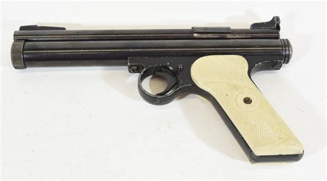 Crosman 150 Pellet Pistol Landsborough Auctions