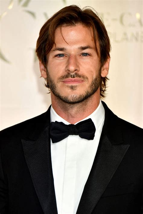 Gaspard Ulliel D O Vient Sa Cicatrice Sur La Joue Gauche Le