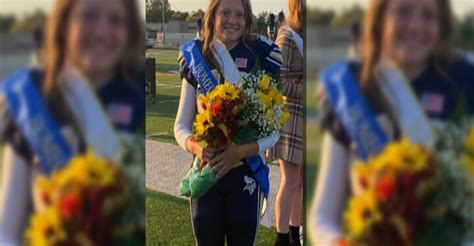 Teays Valley Football Star Swaps Helmet For Crown At Homecoming Game Scioto Valley Guardian