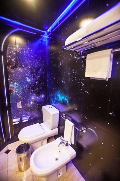 This Bathroom I Need It Themed Hotel Rooms Hotels Room Star Trek