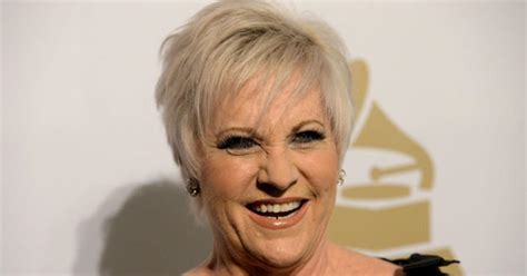 Lorna Luft Judy Garlands Daughter Diagnosed With Brain Tumor After Fall Cbs Los Angeles