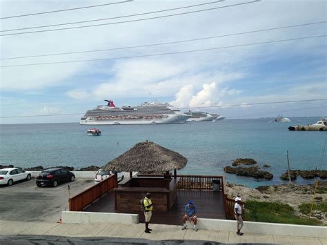Cruise Ships In Port Grand Cayman Cayman Islands Grand Cayman Cruise
