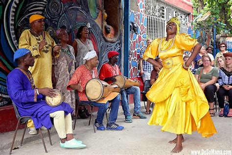 Callejon De Hamel Afro Cuban Culture In Havana