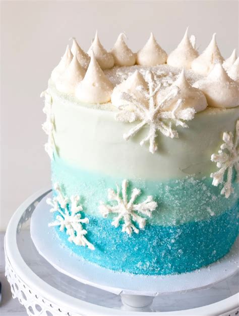10 Winter Inspired Cake Ideas For Winter Celebrations Xo Katie Rosario