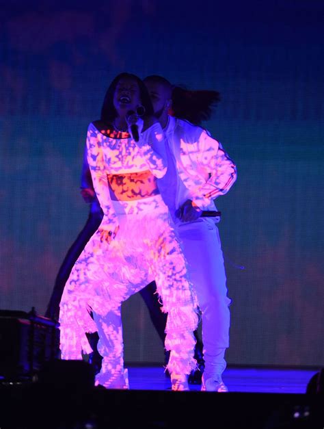 Rihanna Performs At Brit Awards 2016 O2 Arena In London Uk Celebmafia