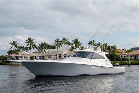 2016 Viking 52 Sport Coupe Yacht For Sale Tenacious Si Yachts