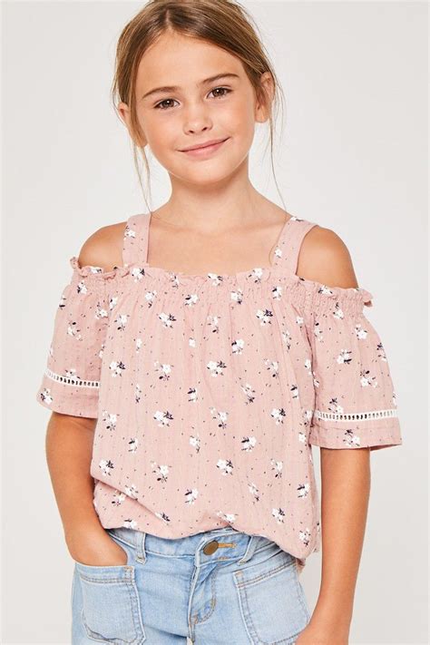 Floral Cold Shoulder Ruffle Top In 2021 Cold Shoulder Ruffle Top