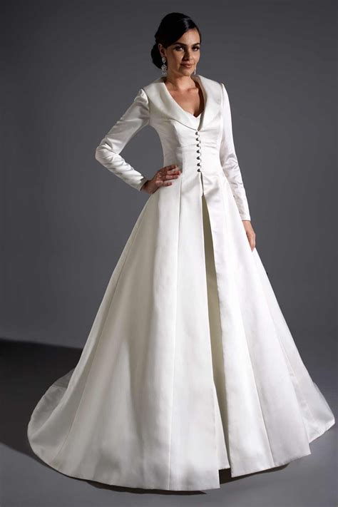 49 Best Winter Wedding Gown Gallery Inspiration Winter Wedding Gowns