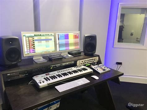 Boutique London Recording Studio Rent This Location On Giggster