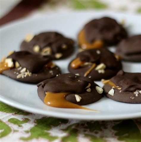 I've wanted to make turtle clusters because the flavors of chewy homemade caramel, crisp pecans and heavenly chocolate all combined into one blissful candy is just a bite of heaven right here on earth, that's why. Dark Chocolate Caramel Turtles | Recipe | Dark chocolate ...