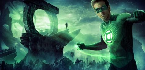 Seven Times Ryan Reynolds Mocked The Green Lantern Movie