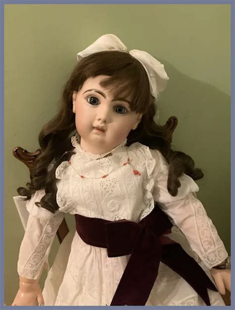 Antique French Bisque Doll Tete Jumeau 13 Closed Mouth Child Doll