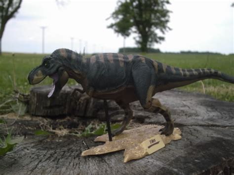 The Lost World Jurassic Park Bull Trex By Crazyasylumclown On Deviantart