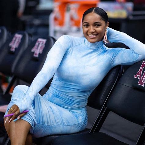 Top Hottest Female Basketball Players In Wnba
