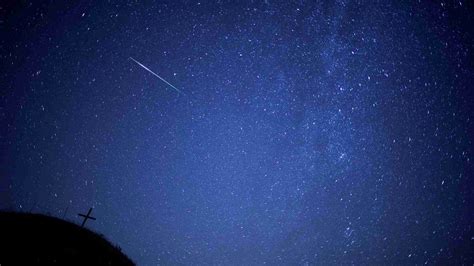 Perseid Meteor Shower Creates Dazzling Night Sky Cgtn