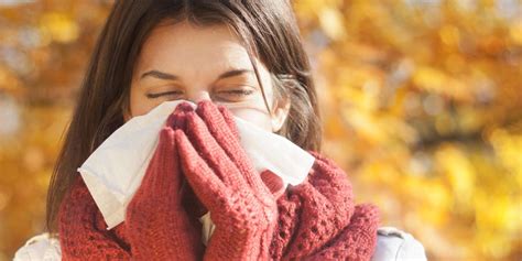 7 Common Symptoms Of Fall Allergies Causes And Treatment