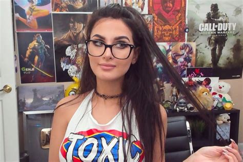 Sssniperwolf Reacts To Faze Banks On Twitter After Alissa Violet Comment