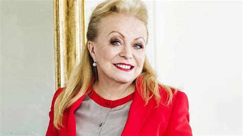 Jacki Weaver Proves Shes Hollywoods ‘it Girl At Age Of 69 Herald Sun