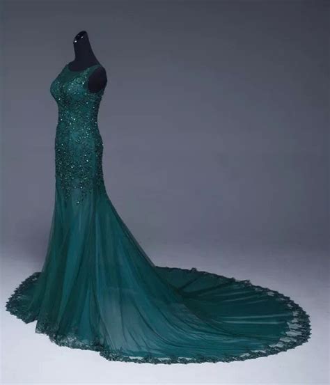 Emerald Green Evening Dresses Mermaid Lace Appliques Prom Gowns 2018