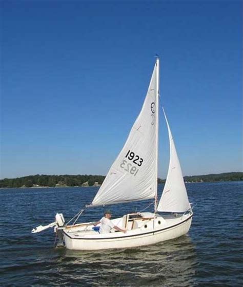 Hutchins Com Pac 16 Mk1 1983 Waterford Michigan Sailboat For Sale