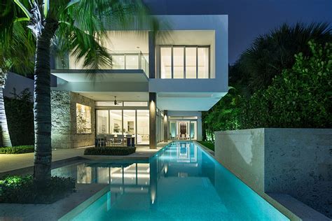 Dramatic Miami Residence Offers Luxury Draped In Coastal