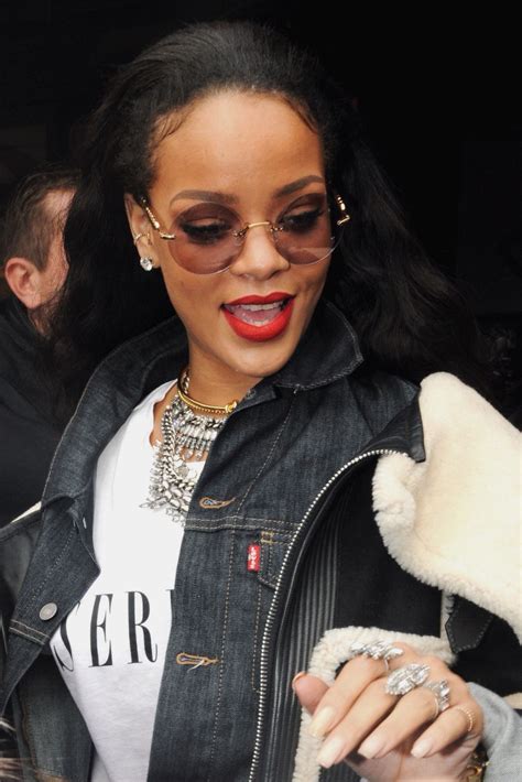 ριntєrєѕт Bronzedgoddess Rihanna Goddess Fashion