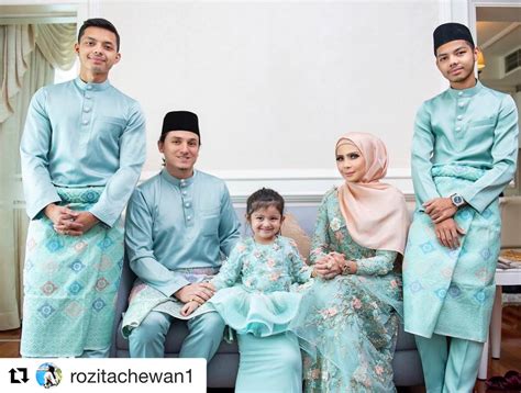 #diatifasya menjual aneka baju muslim modern terbaru original brand secara online. 40+ Trend Terbaru Baju Raya Che Ta 2018 - JM | Jewelry and ...