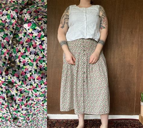90s Ditsy Floral Maxi Front Button Skirtl Gem