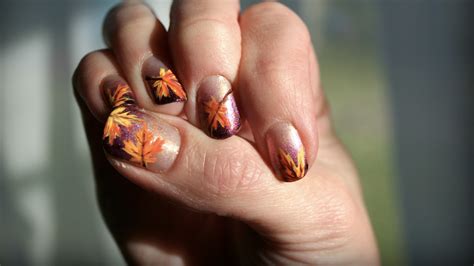10 Colourful Fall Nail Art Ideas Sparkly Polish Nails