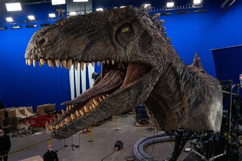Jurassic World Dominion Behind The Scenes Photos Of Life Size