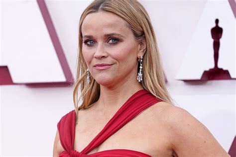 Reese Witherspoon Recalls When She ‘burst Into Tears Over Sexist Time Magazine Article New