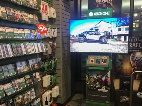 Gamestop Is Struggling And Store Photos Explain Why Business Insider