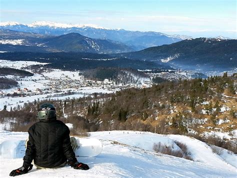 Bakuriani ski resort is situated 1700 m above sea level on the northern slope of trialeti range, at footsteps of the breathtaking caucasus mountains and 180 km to the north. Bakuriani Ski Resort Guide | Snow-Forecast.com