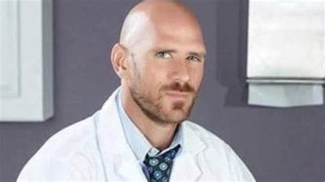 Johnny Sins All Body Measurements Including Height Weight Shoe Size