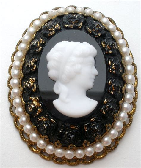 Vintage Black And White Cameo Brooch Pin Cameo Brooch Brooch Cameo