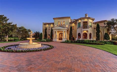 985 Million Waterfront Home In Sugar Land Texas Homes Of The Rich