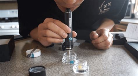 How To Use A Nectar Collector