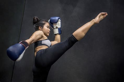 5 Reasons Women Should Consider Kickboxing Classes Northwest Fighting