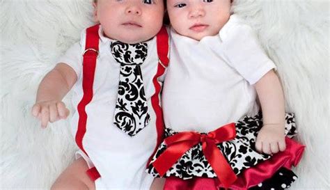 Foto Bayi Kembar Laki Laki Dan Perempuan Super Cute Photo