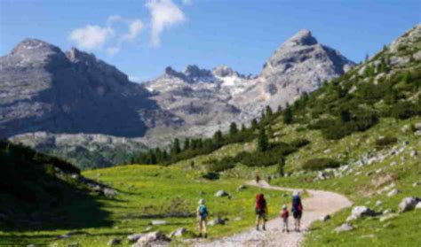 Local support24/7 dedicated supportsubmit a request. Les dolomites en famille - Les petits montagnards des ...