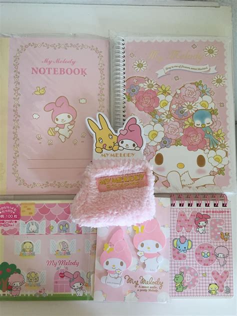 Pin By Twilight2uwu On Inspo Hello Kitty My Melody Kawaii School