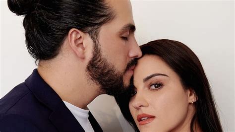 Maite Perroni Y La Foto Que Comprobar A Su Embarazo De Andr S Tovar