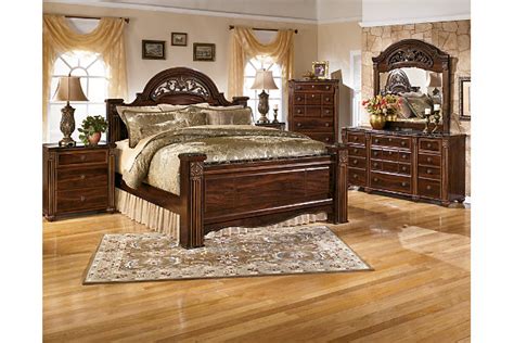 আধুনিক কাঠের খাটের ডিজাইন ছবি/best wooden bed designs for better ideas. Gabriela King Poster Bed | Ashley Furniture HomeStore