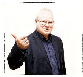 Kurs złotego należało uwolnić a nie usztywnić, tak samo stopy procentowe. Prof. Jerzy Hausner o nowych planach rozwoju Polski ...