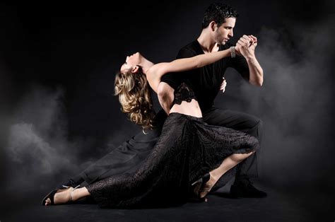 Argentine Tango Completely Improvised Dance Combining Love Harmony