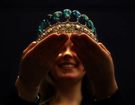 Rare Emerald And Diamond Tiara Sold At Sothebys For 1276 Million