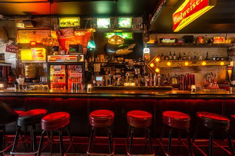 Michelin Rated Do Or Dine Is Now A Grungy Bed Stuy Dive Bar