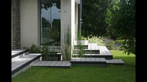 Quelle est la meilleure option pour une terrasse en ville ? Aménagement d'une terrasse en bois composite gris chamarré ...