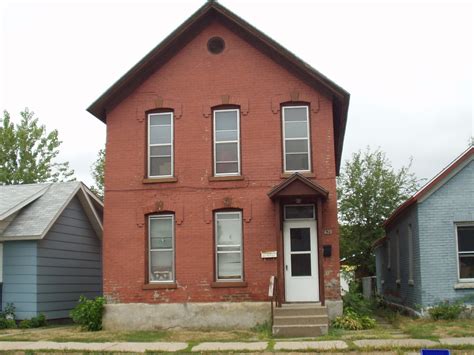 162 walnut st b winona mn 55987. 620 W 4th St Unit Up, Winona, MN 55987 - Apartment for ...