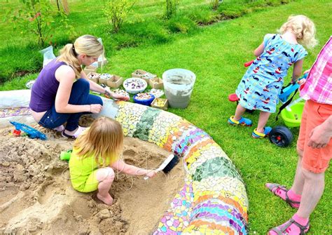 Maybe you would like to learn more about one of these? EINE MOSAIK-SCHLANGE ALS SANDKASTEN - Hausbau & Garten, Do ...